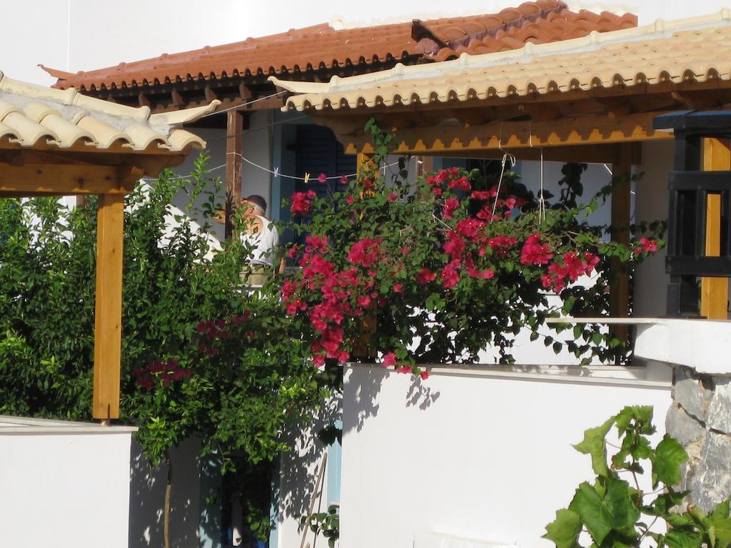 Maravelias House Hotel Archangelos  Exterior photo