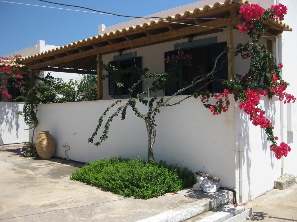Maravelias House Hotel Archangelos  Exterior photo